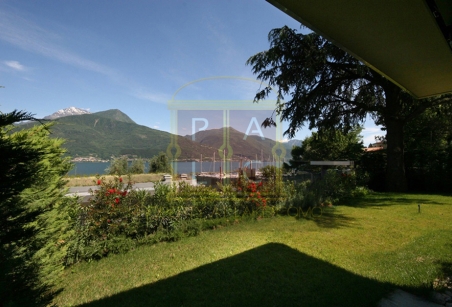 lakefront villas lake Como